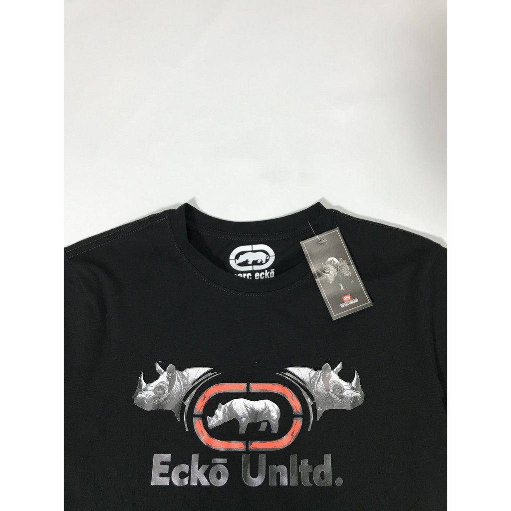 Áo thun unisex tay ngắn cổ tròn màu đen in logo Ecko độc đáo.