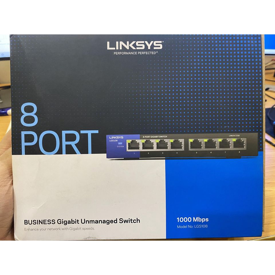 Switch 8-Port Gigabit Linksys LGS108- Layer 2, Switching Capacity 16 Gbps