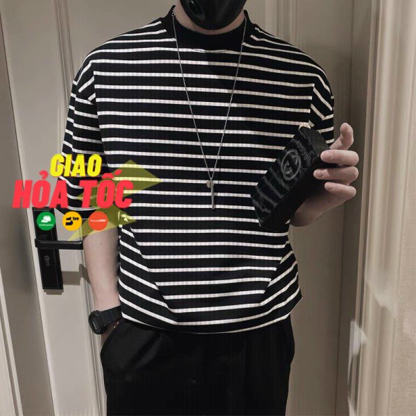 Áo thun gân sọc nhỏ trắng đen nam nữ cổ Bo sang trọng