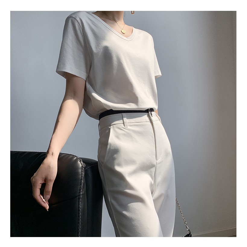 Áo Thun Nữ Cổ Tim Cộc Tay - Áo Phông Trơn Nữ Cổ Tim Cotton Cao Cấp , Dáng Xuông Trẻ Trung Năng Động