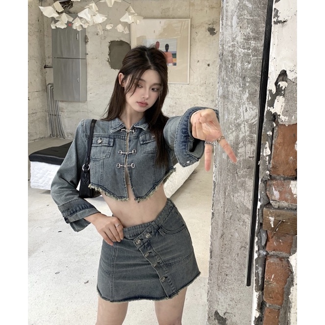 Áo khoác croptop + chân váy Jean Ulzzang