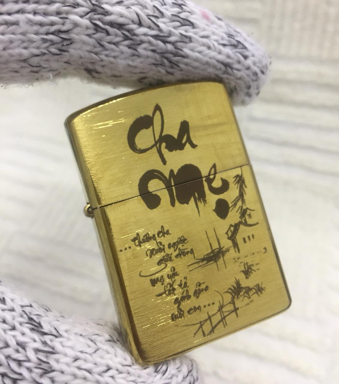 Vỏ Bật Lửa Zippo USA Họa Tiết Ơn Cha Nghĩa Mẹ - Ruột Trắng