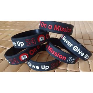 Vòng tay cao su bóng rổ