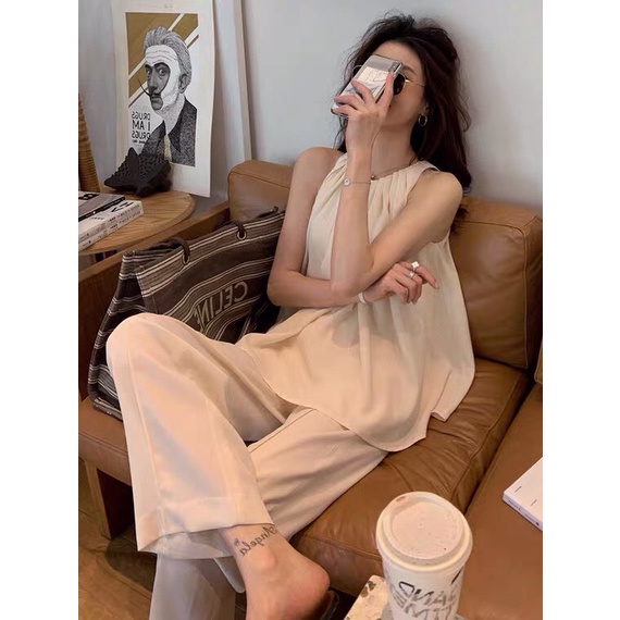 ✅Áo cổ yếm xếp ly siêu xinh✅