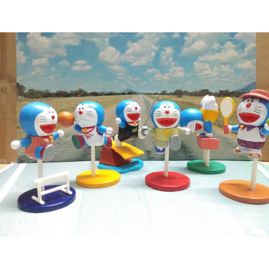 Đồ chơi mô hình Doraemon - Chơi thể thao