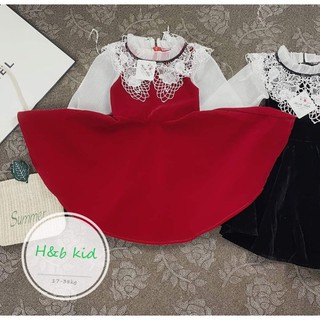 Váy nhung phối cổ ren