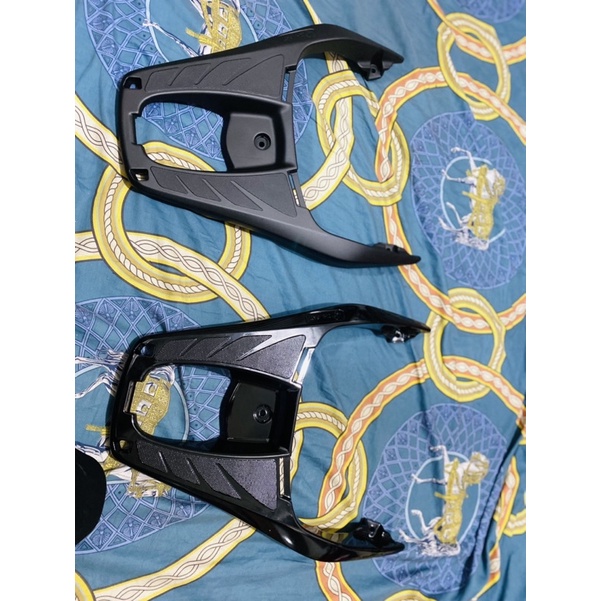 cảng sau 300i zhi.phat xe sh 2012-2021
