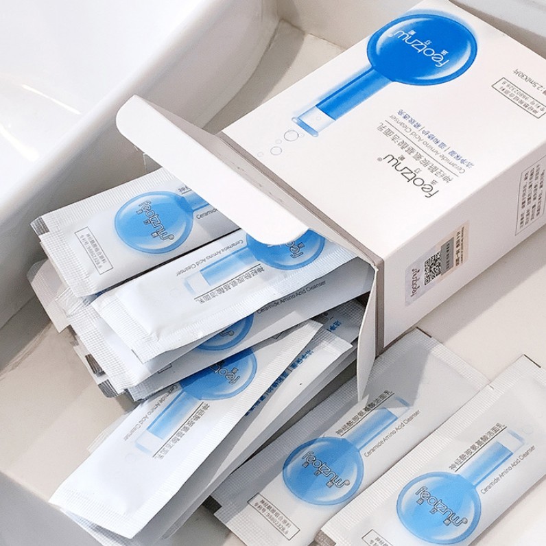 Sữa rửa mặt Feotznw Ceramide Amino Acid Cleanser dưỡng ẩm làm sạch lỗ chân lông 2.5ml