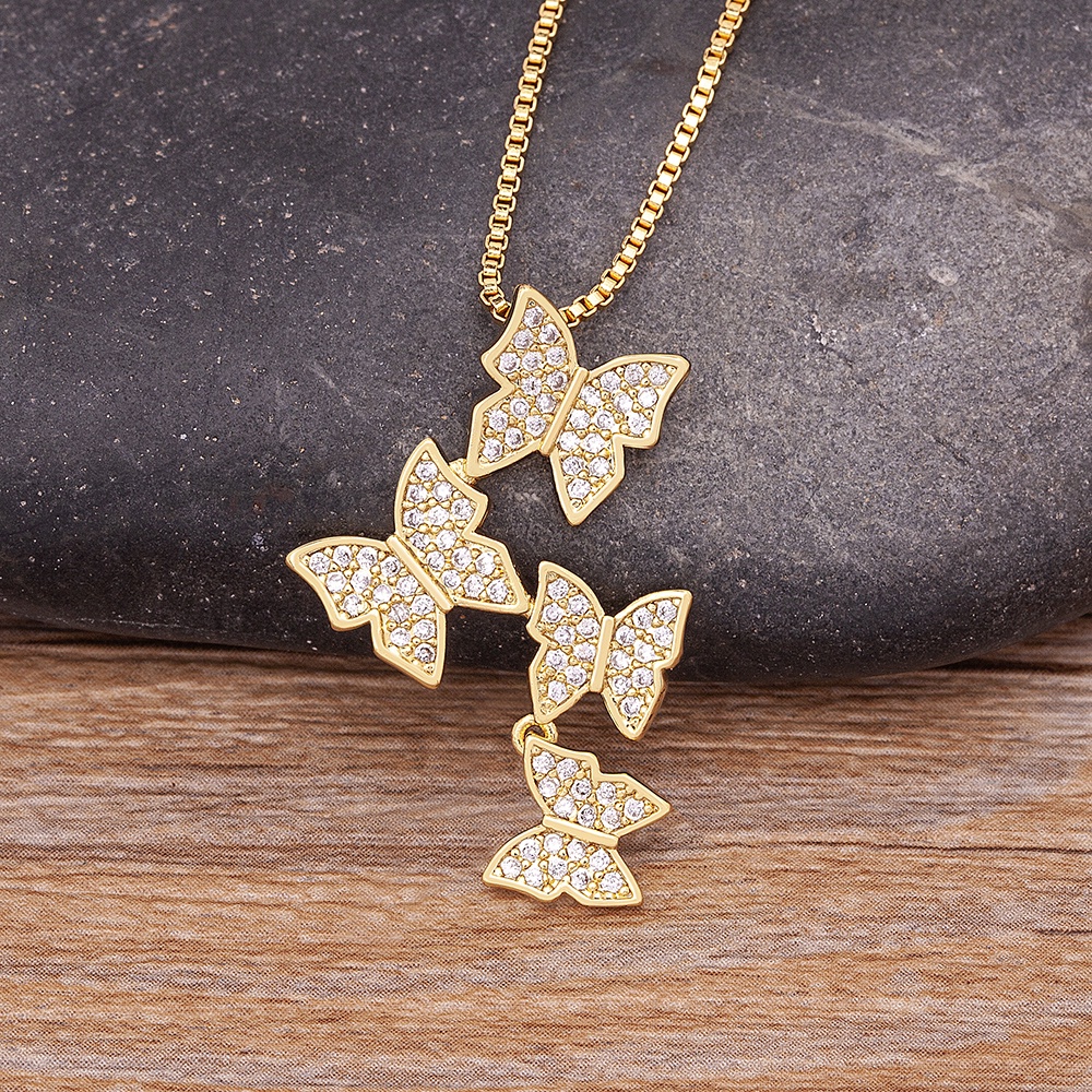Vòng cổ Mặt Bướm May Mắn Đính Đá Zircon 4 Cái