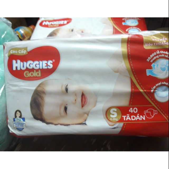 Tã dán huggies gold size S40