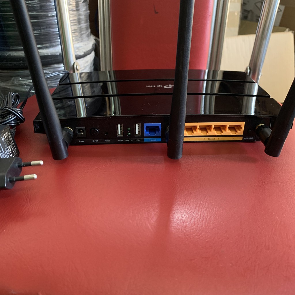 Bộ phát wifi gigabit băng tần kép Tp-link Archer C7 AC1750