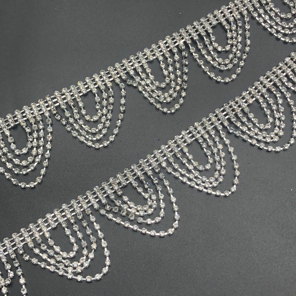 2146155 Dây Xích Tua Rua Đính Kim Cương Giả Trang Trí Đầm Cưới