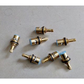 Lõi Vòi Nước gắn tường, Ty Đồng- Ruột vòi lavabo lạnh, T cầu, vòi hồ, Óc củ sen lạnh.