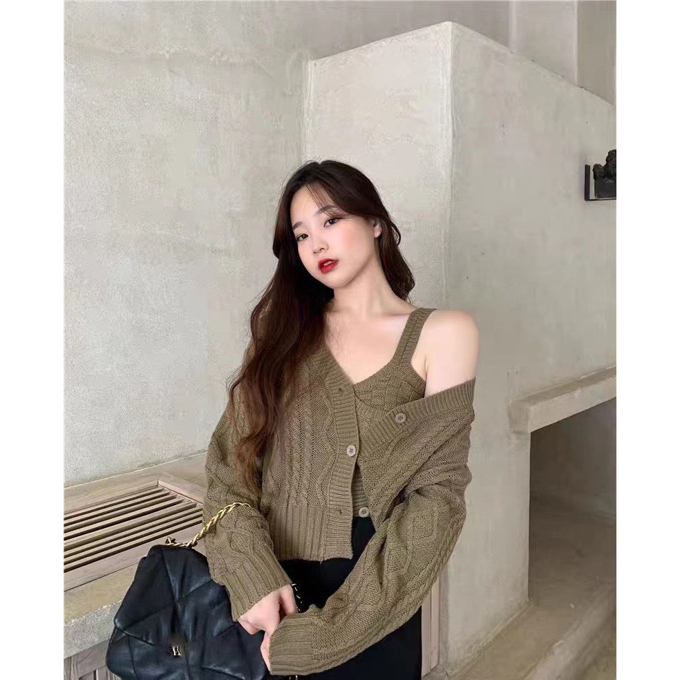 [Ảnh video 29feb chụp] Set áo khoác cardigan kèm áo 2 dây | BigBuy360 - bigbuy360.vn