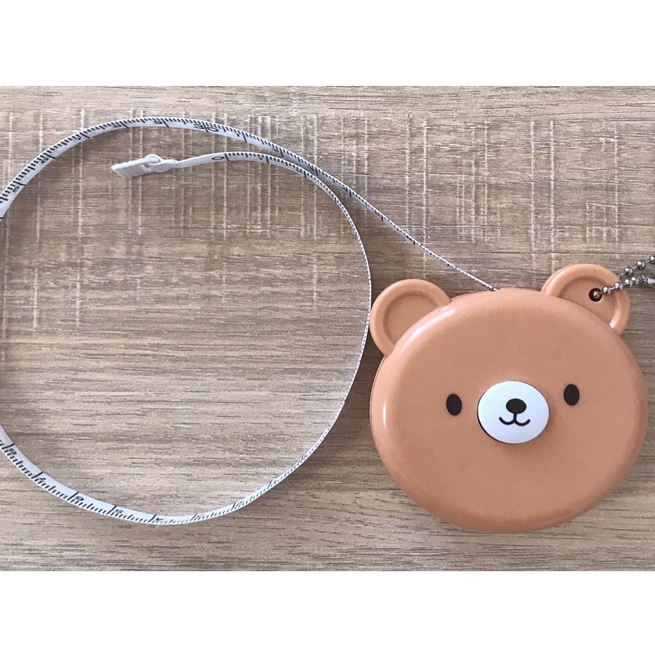 Thước dây mini cuộn tự động Daiso hình con gấu dễ thương