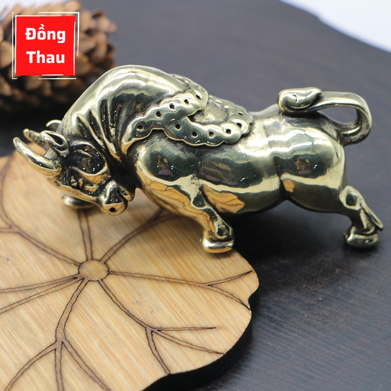 Tượng Nhỏ Phong Thủy Bằng Đồng Kiểu Dáng Con Con Trâu Đồng Tiền Đem Lại Sự May Mắn Tài Lộc