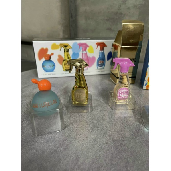 Set Nước Hoa Mini Moschino x5 chai