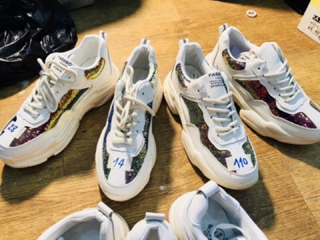 Giầy thể thao nữ Sale off