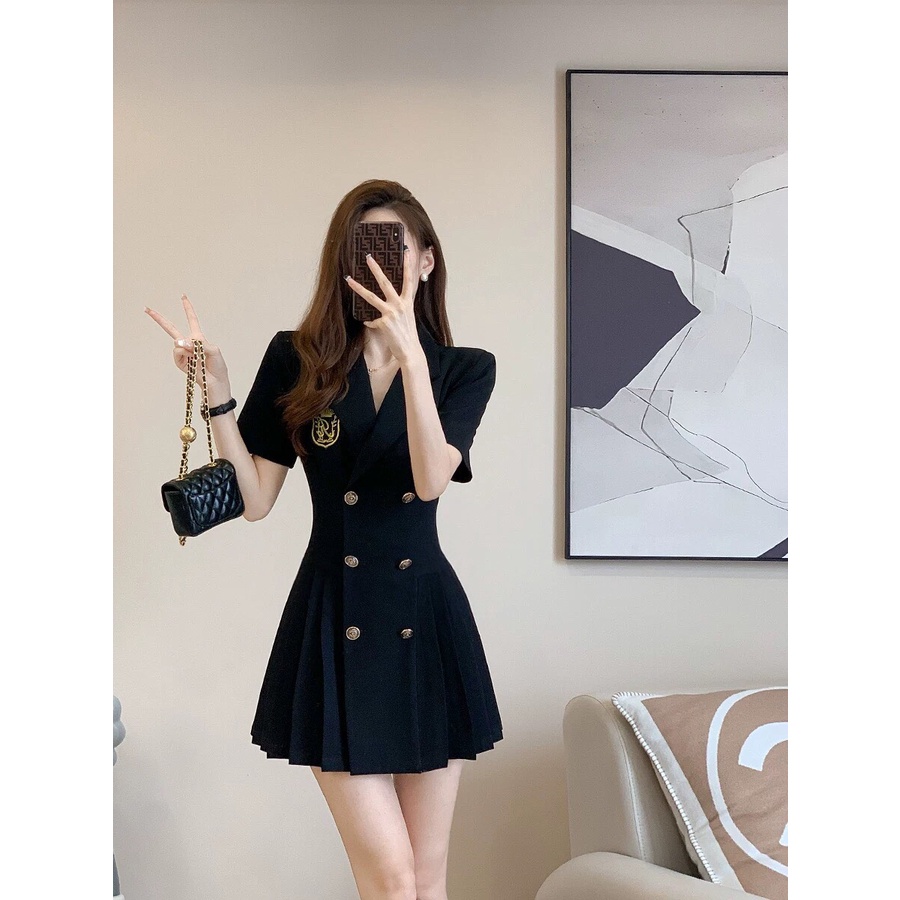 Đầm Váy Cổ Vest Xếp Li Tay Ngắn