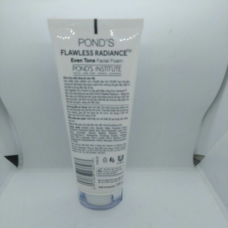 POND'S FLAWLESS RADIANCE Sữa Rửa Mặt