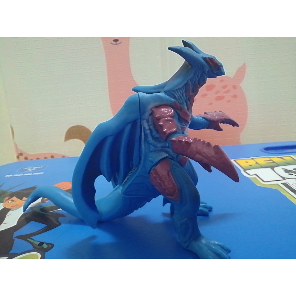 Mô hình Quái vật Zegun 20 cm Kaiju Bandai Ultraman Monster Serie Siêu nhân điện quang