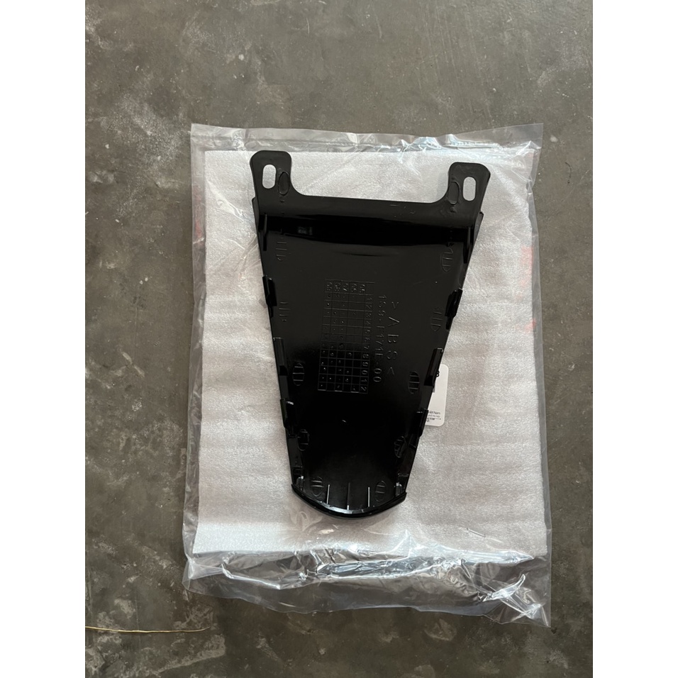 Mu rùa cốp sau Yamaha Exciter 135 2005-2010 chính hãng