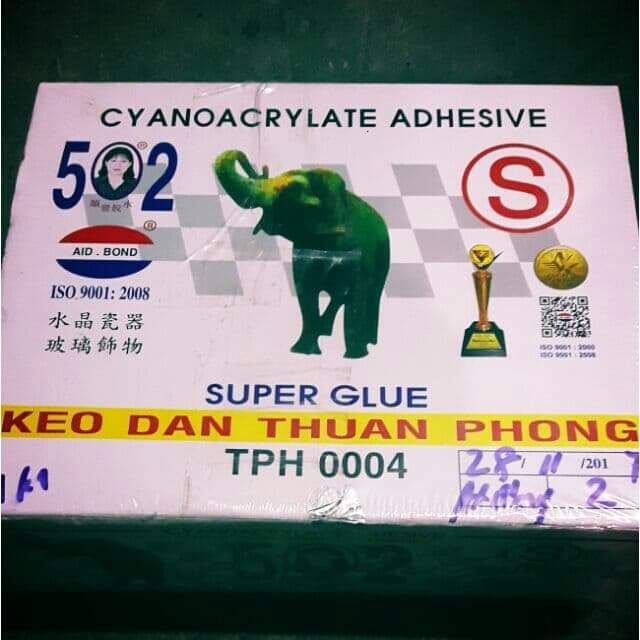 Keo dán 502 voi S Thuận phong chính hãng