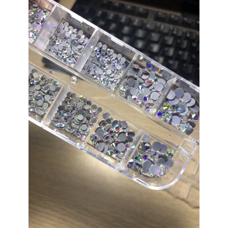 Đá chân keo khay mix size siêu sáng