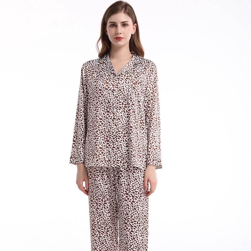 Set Đồ Ngủ Dài Họa Tiết Da Báo Quyến Rũ Cho Nữ