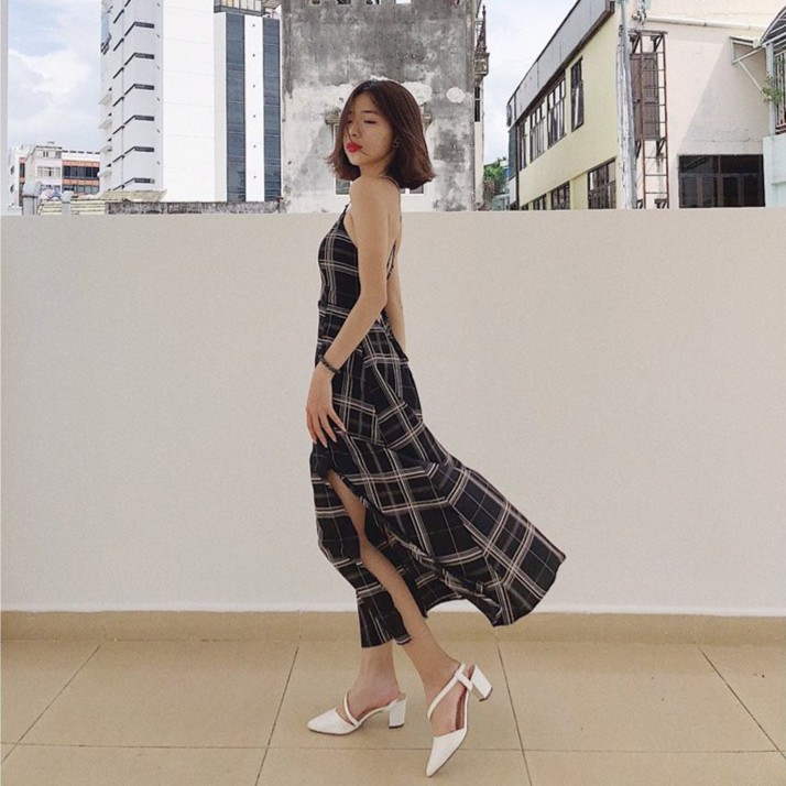 Maxi đan lưng xẻ tà - đen kẻ ô