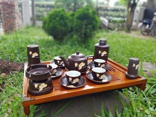Bộ ấm chén hoa sen