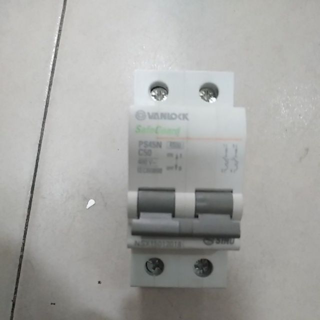 CB Chống Chạm 50A Sino