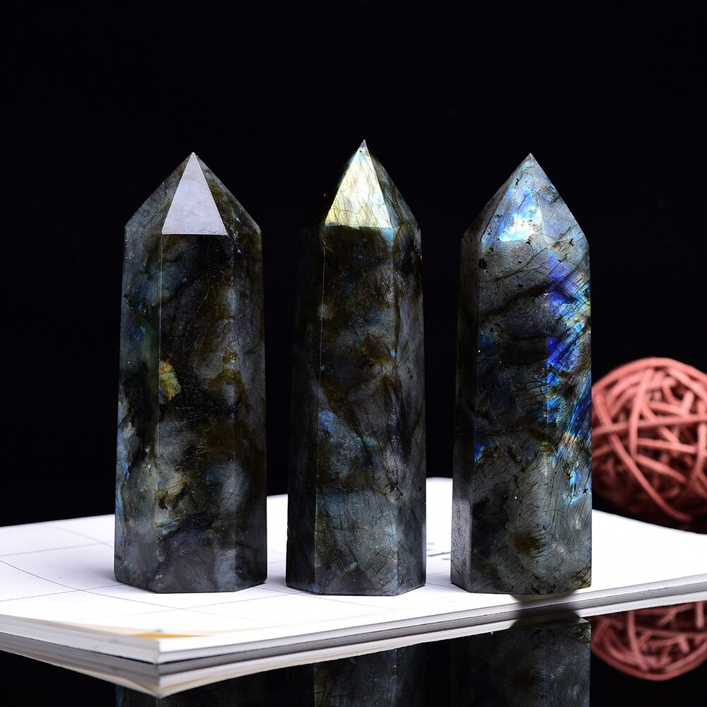 Trụ đá thanh tẩy labrador feldspar