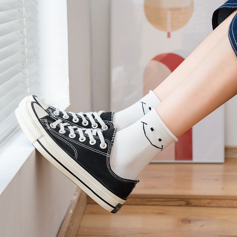 Tất Cao Cổ Nữ Hình Hoa Chất Vải Mịn M71