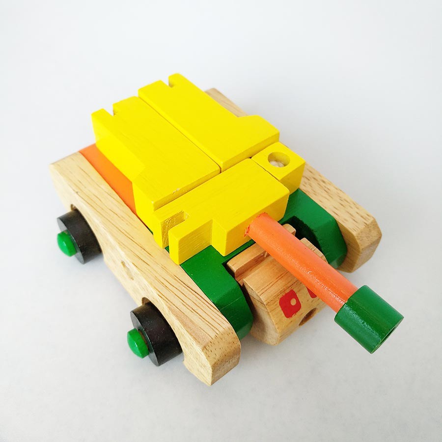 Xe tăng biến hình robot - Đồ chơi gỗ Winwintoys