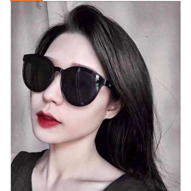 Kính thời trang mắt mèo phong cách Hàn Quốc