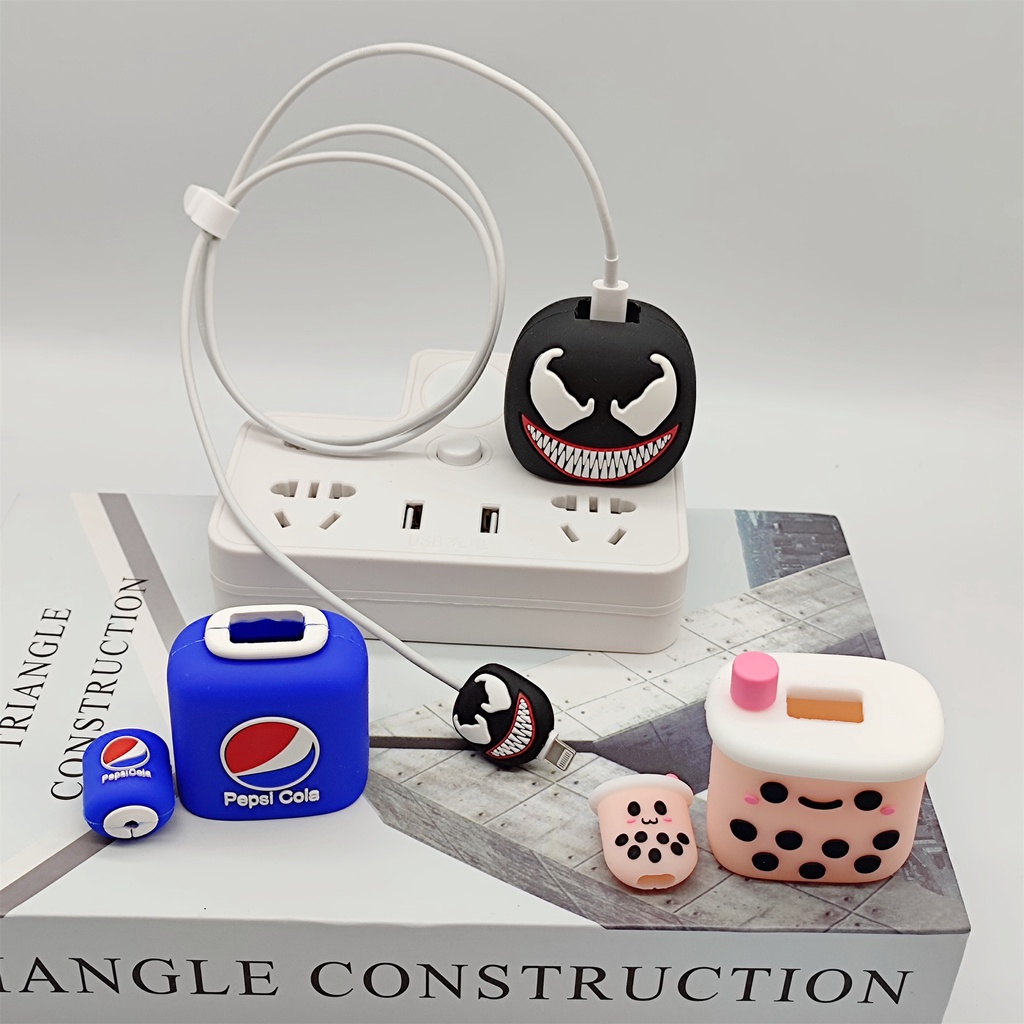 Bộ 2 Món Vỏ Bảo Vệ Dây Cáp Sạc Tai Nghe Apple iphone Bằng silicone Chống Sốc Hình Ly Trà Sữa 3D Dễ Thương 18W/20