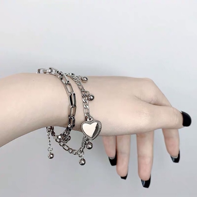 Vòng tay trái tim đáng yêu (có sẵn)