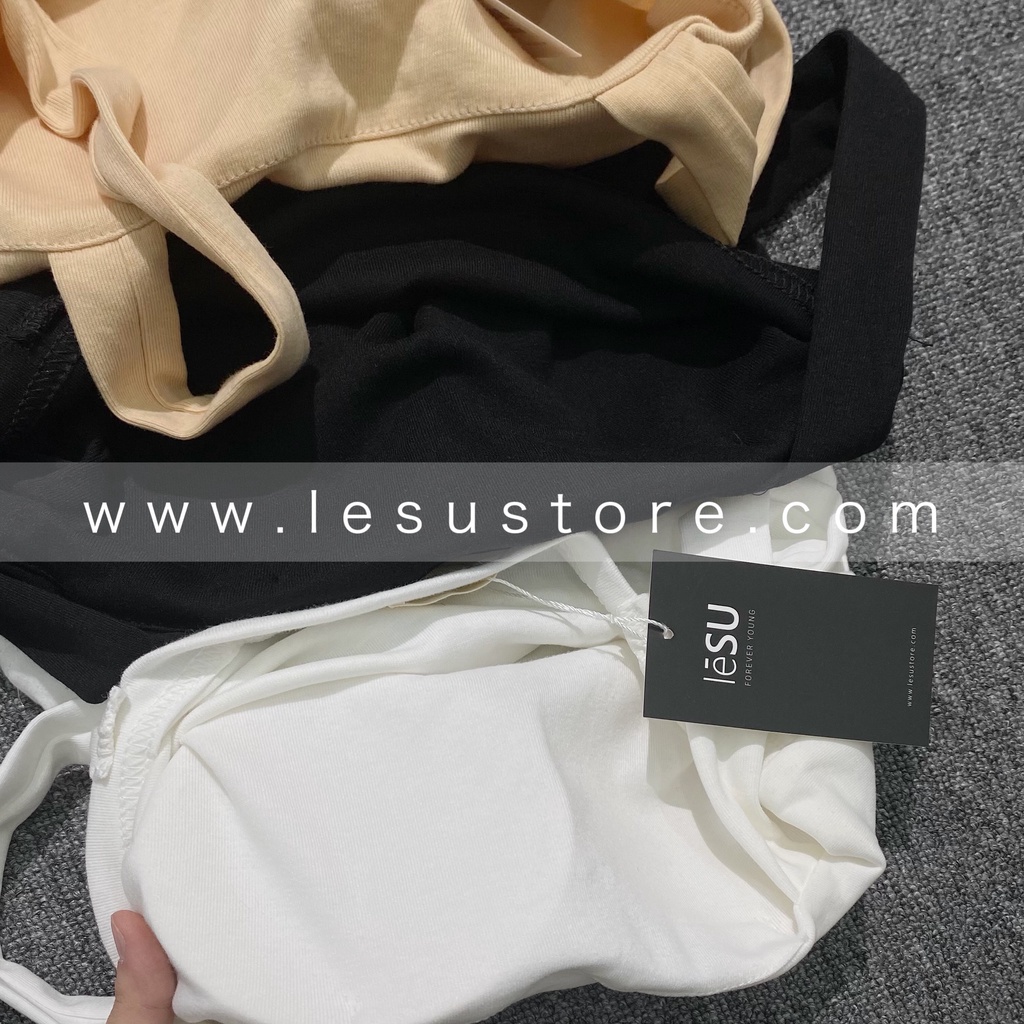 ẢNH TỰ CHỤP Áo croptop dây cổ vuông