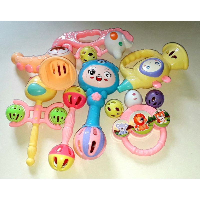 Sét 7 cái lục lạc_ lắc nhạc khác nhau bằng nhựa cho bé