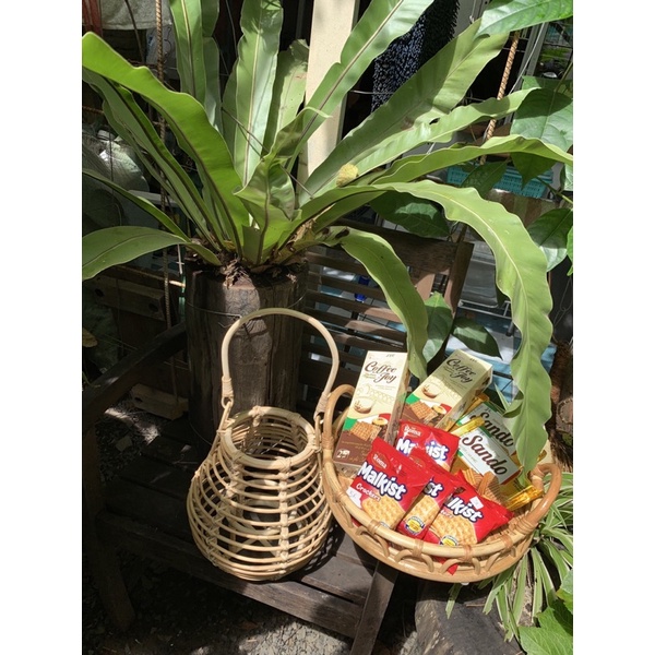 KHAY HOA MÂY đựng vật dụng, trà bánh, khăn tắm homstay, trang trí, phụ kiện chụp ảnh,… đa ứng dụng trong cuộc sống