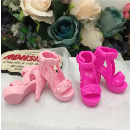 Búp bê xinh cao 48 cm tặng kèm giày