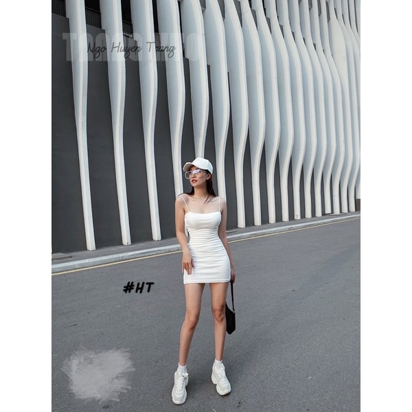 Váy 2 dây body đầm ôm body ngắn sexy sợi bún thun borip co giãn dày đẹp màu đen, trắng JUMIO