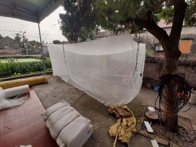 Mùng nuôi ruồi lính đen - Lưới chống ruồi đẻ bậy