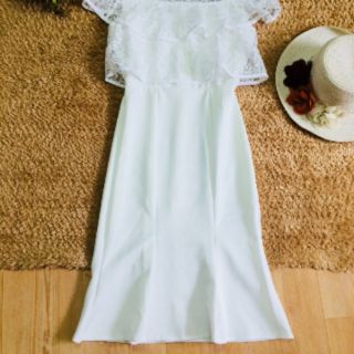 [niceshop1] Đầm ôm trắng phối ren trễ vai
