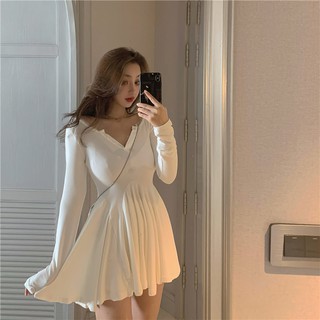 Đầm cổ V tay dài cổ phối ren dáng ôm tôn dáng váy xòe ulzzang