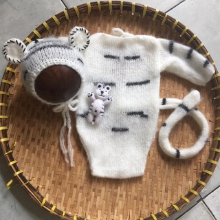 Bộ cọp len trắng cho bé