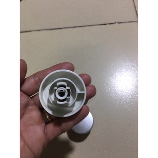 núm điều chỉnh máy nước nóng panasonic