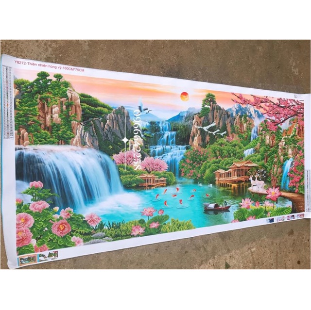 Tranh đính đá thành phẩm tiền vào như nước