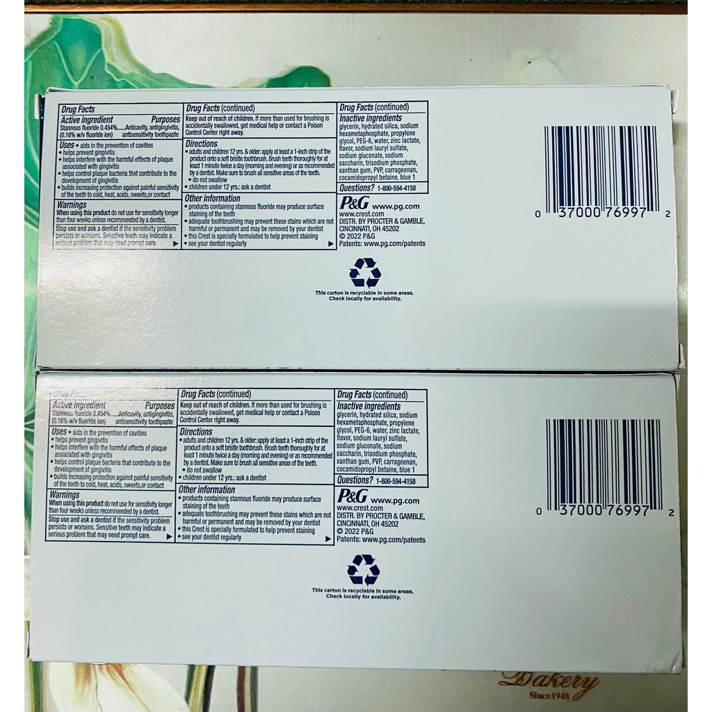LỐC 02 KEM ĐÁNH RĂNG CREST 3D WHITE PRO-HEALTH ADVANCED 10.2OZ